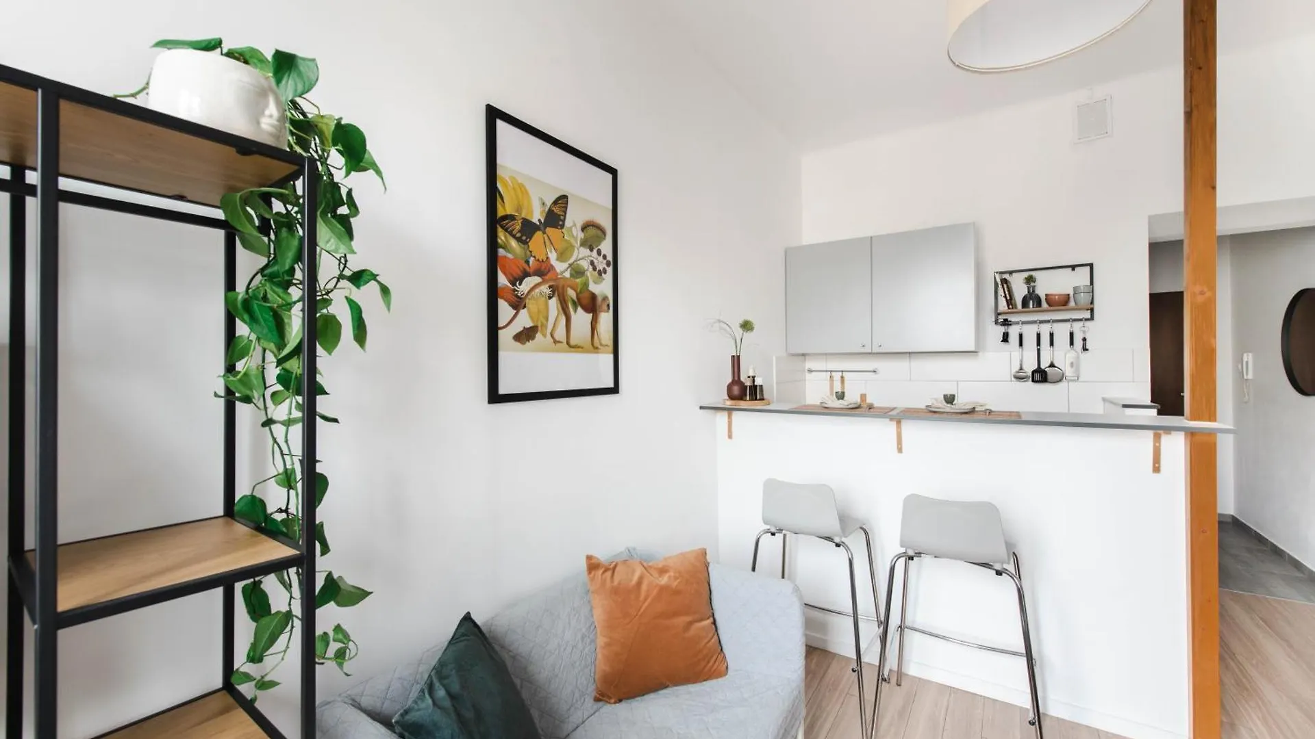 Krakowcharm Apartment No1C - City Center Close To The Fast Train To The Airport 0*, Kraków