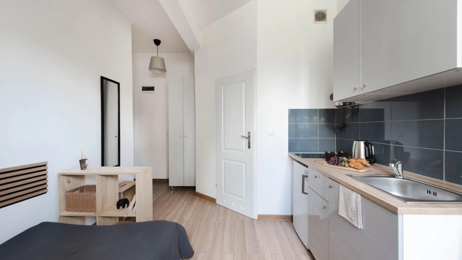Krakowcharm Apartment No1C - City Center Close To The Fast Train To The Airport Polska